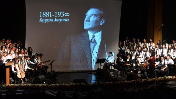 Büyük Önder Atatürk, Vefatının 79. Yıldönümünde Tüm Yurtta Olduğu Gibi İlimizde de Törenlerle Anıldı