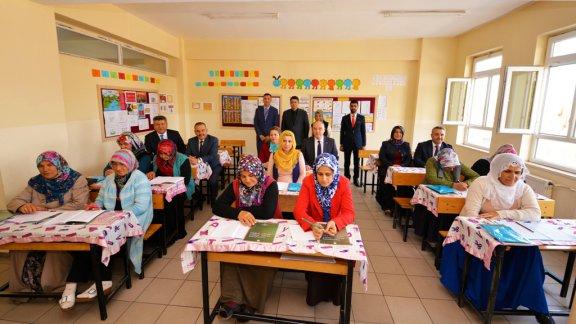 Osmaniyede Okuma Yazma Seferberliği Kursları Başladı