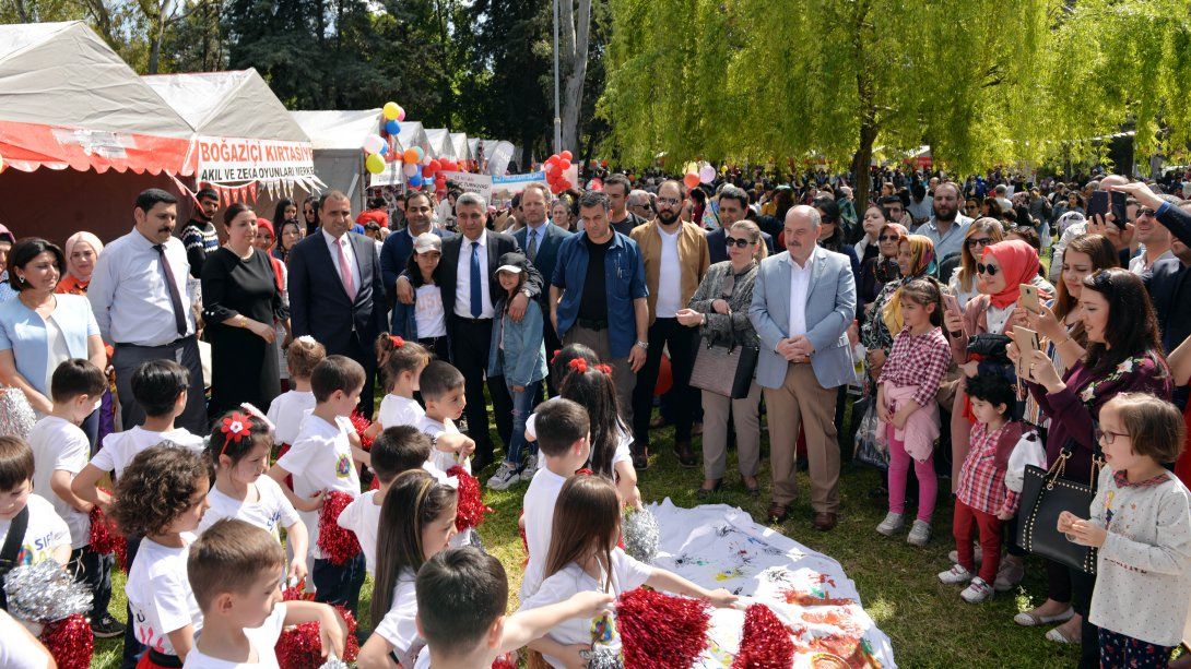 23 Nisan Ulusal Egemenlik ve Çocuk Bayramı Etkinlikleri Kapsamında Müdürlüğümüz ve Osmaniye Korkut Ata Üniversitesince Çocuk Şenliği Etkinliği Düzenlendi