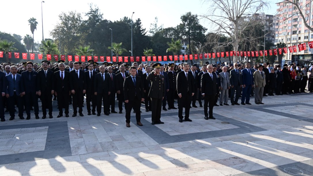 Büyük Önder Gazi Mustafa Kemal Atatürk, Vefatının 85. Yıl Dönümünde Çelenk Sunma Töreni ile Anıldı