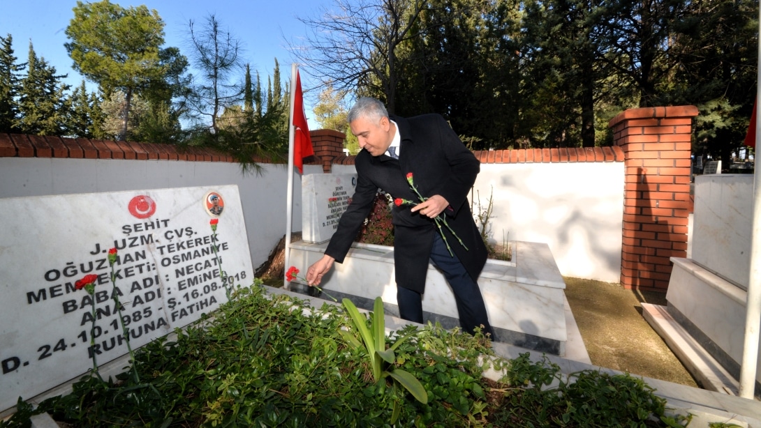 7 Ocak Osmaniyenin Kurtuluşunun 103. Yıl Dönümü Kutlamaları Kapsamında Şehitlik Ziyareti Gerçekleştirildi