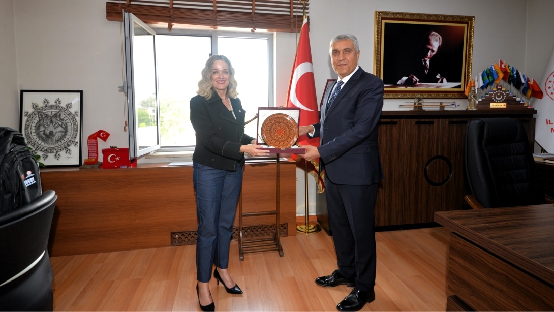 Müdürümüz Aydın ALBAK, Sürdürülebilirlik ve Duygusal Zekâ Konulu Uzman Davetine Katılan  Dr. Kleopatra VASILEIOU'yu Ağırladı